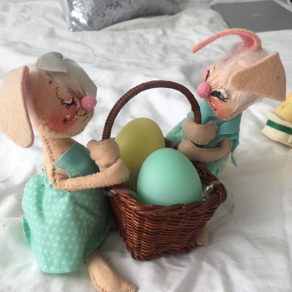 Bundle of Anna Lee Easter/Spring Dolls - Picture 2 of 11